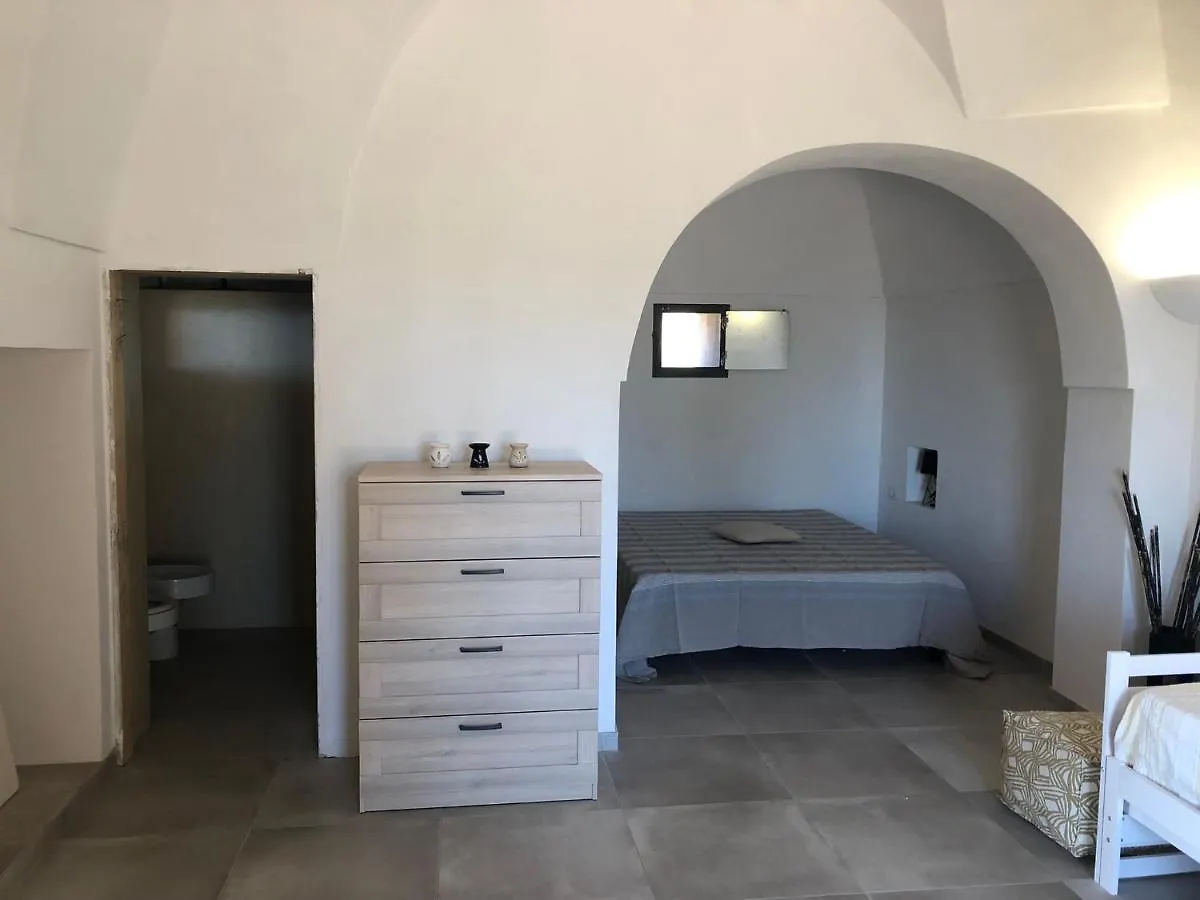 Villa Dammuso Rekhale con vista mare Scauri