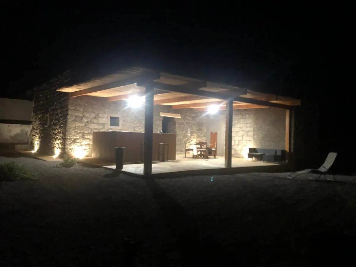 Villa Dammuso Rekhale con vista mare Scauri  0*, Scauri (Sicily)